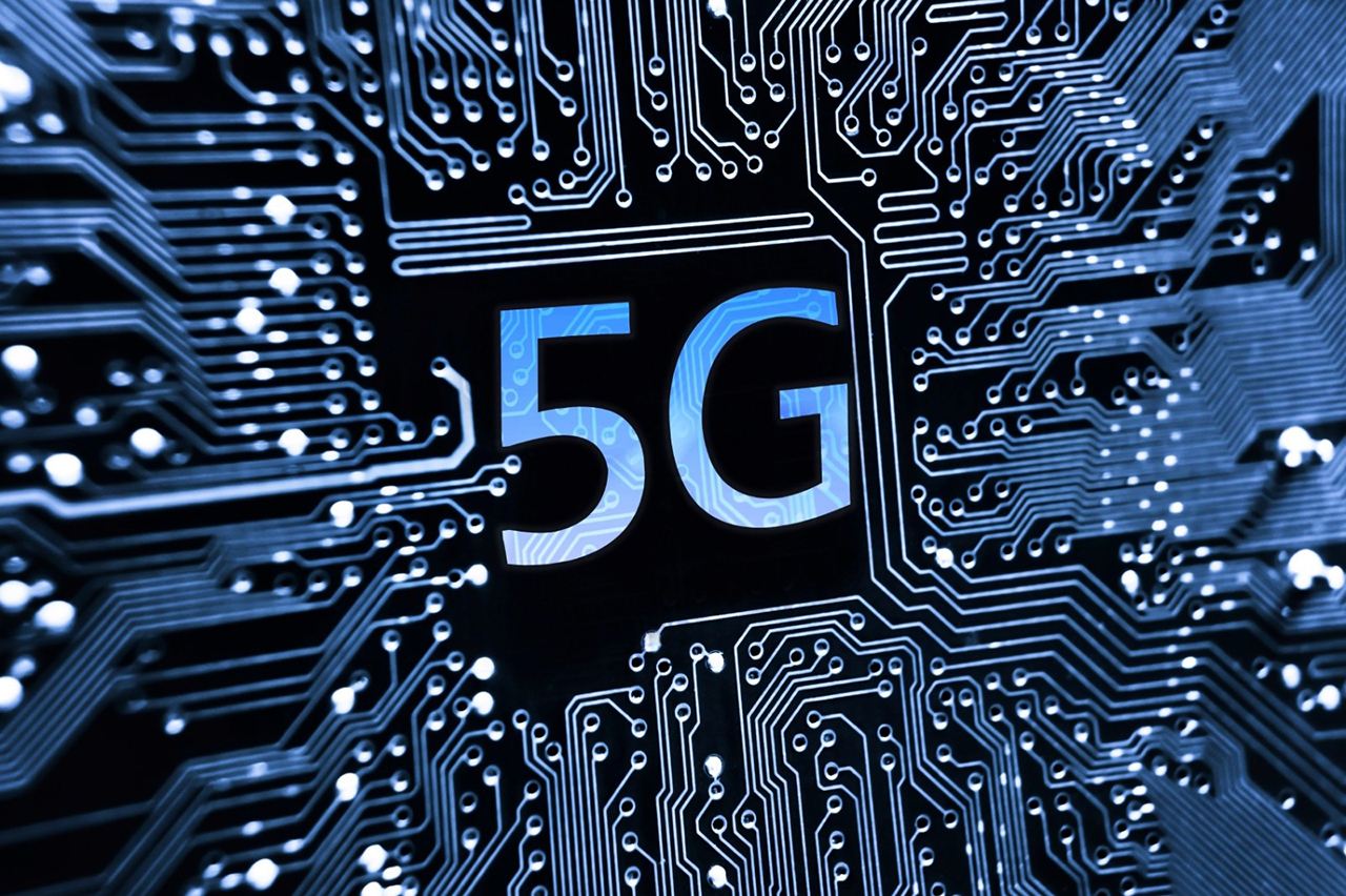 5G、折疊屏?xí)r代,手機(jī)裝備也要“青銅”變“王者”